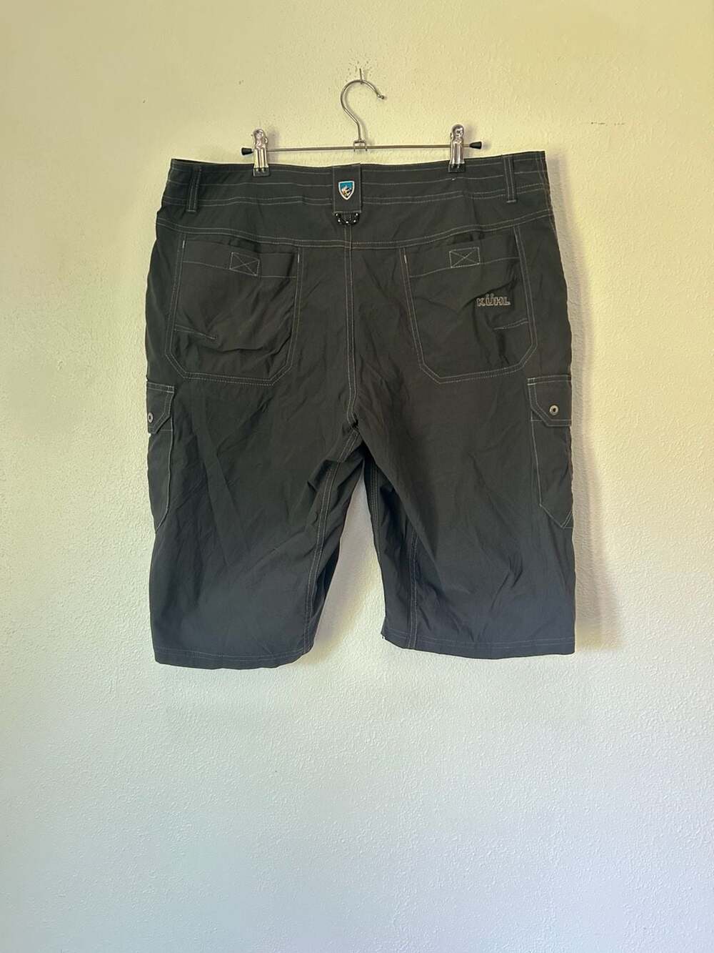 Kuhl Renegade Cargo Shorts Men's Size 38 Charcoal Gray Hiking Outdoor
